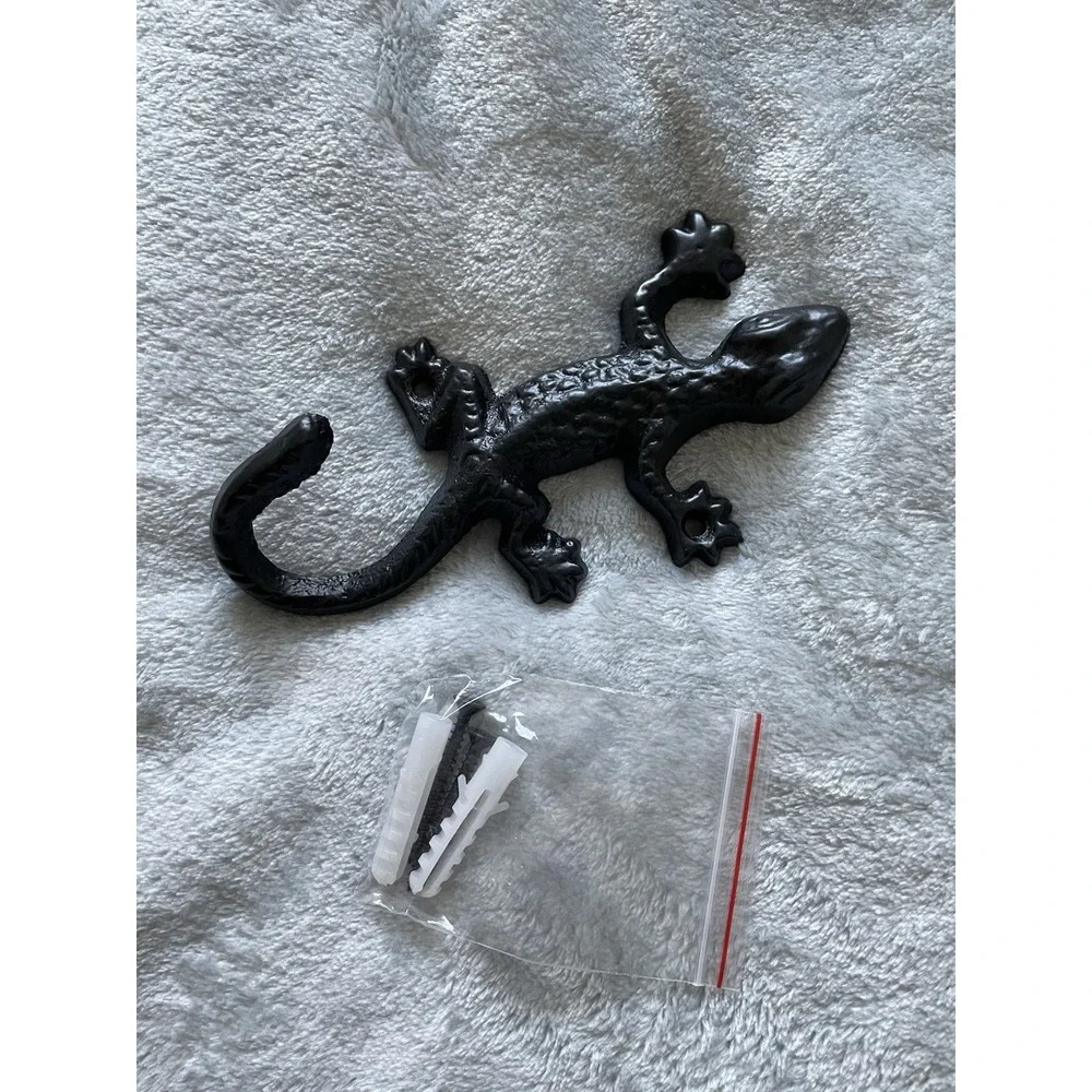 Cast Iron Gecko Wall Hook Rustic Lizard Decor Coat Key Towel Garden Hanger